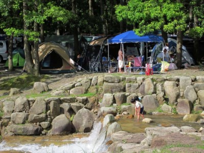 キャンプ場　温泉